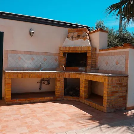 וילה Il Casale Di Bovo Marina מונטאלגרו
