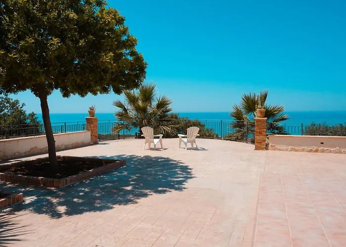 Il Casale Di Bovo Marina Villa